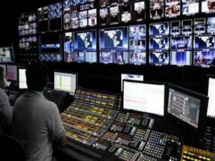 Pakistan media regulator PEMRA prohibits anchors from giving opinions during theri show | पाकिस्तान में डिबेट शो के दौरान एंकरों के राय देने पर रोक, मेहमानों के चयन पर भी सतर्कता बरतने का निर्देश Pakistan media regulator PEMRA prohibits anchors from giving opinions during theri show | पाकिस्तान में डिबेट शो के दौरान एंकरों के राय देने पर रोक, मेहमानों के चयन पर भी सतर्कता बरतने का निर्देश