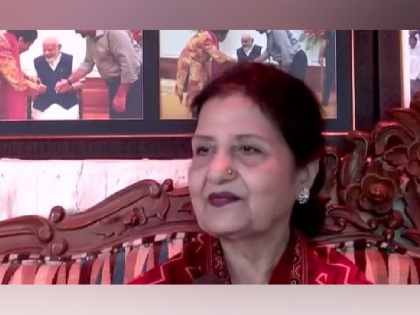 PM Modi Pakistani sister Qamar Mohsin Shaikh made special preparations on the occasion of Raksha Bandhan this time she will tie self-made rakhi on PM wrist | रक्षा बंधन के मौके पर पीएम मोदी की पाकिस्तानी बहन ने की खास तैयारी, इस बार पीएम की कलाई पर बांधेगी खुद से बनाई राखी