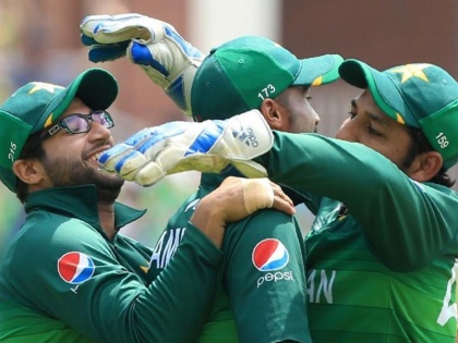 Waqar Younis lashes out at senior players after Pakistan poor World Cup performance | पाकिस्तान टीम के वर्ल्ड कप में खराब प्रदर्शन पर भड़के वकार यूनिस, सीनियर खिलाड़ियों को जमकर लताड़ा