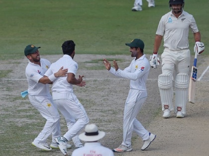 pakistan beat new zealand by innings and 16 runs as yasir shah takes 14 wickets | PAK Vs NZ 2nd Test: यासिर शाह की करिश्माई गेंदबाजी, पाकिस्तान ने न्यूजीलैंड को पारी से हराया