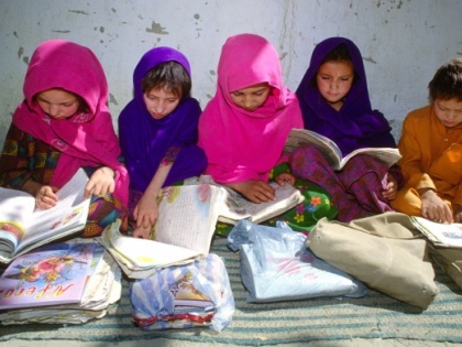 1 in 4 Pakistani kids won't complete primary education by 2030: Unesco | बेहाल पाकिस्तान, साल 2030 तक चार में से एक बच्चा अनपढ़ रह जाएगा: यूनेस्को