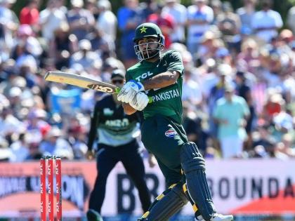 Khushdil Shah NZ vs PAK, 1st T20I live score Panic defeat 50% fine match fee 03 demerit points action Shah Pakistan shoulder barge against New Zealand | Khushdil Shah NZ vs PAK: हार के बाद बौखलाहट?, मैच फीस का 50 फीसदी जुर्माना और 03 डिमेरिट अंक, खुशदिल शाह पर एक्शन