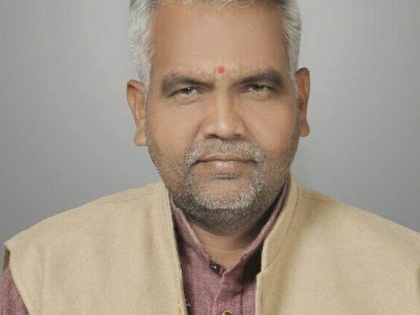 Samajwadi Party (SP) fields Pandhari Yadav as LokSabha Elections 2019 candidate from Phulpur Lok Sabha constituency. | लोकसभा चुनावः फूलपुर सीट से सपा ने पंधारी यादव को दिया टिकट, बीजेपी की केसरी से मुकाबला 