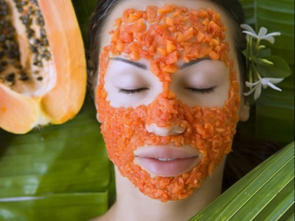 Benefits of applying papaya on face for seven days | हफ्ते के 7 दिन इन 7 तरीकों से चेहरे पर लगाएं पपीता, मिलेंगे ये 7 फायदे