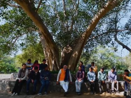 Pariksha Pe Charcha 2025 Updates: पीएम मोदी से मिले छात्र, अभिभावक और टीचर, परीक्षा से पहले खास टिप्स, जानिए