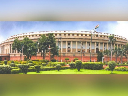 Parliament Monsoon Session 11th day live updates, highlights, all bjp member will present in lok sabha for next days | संसद मॉनसून सत्र: एनसीआर के मुद्दे पर TMC सांसदों का वेल में हंगामा, राज्यसभा की कार्यवाही स्थगित