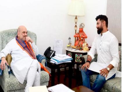 Lok Sabha Election 2024 Chirag Paswan Meets Amit Shah, Presents Six-Seat Wishlist | Lok Sabha Election 2024: अमित शाह से मिले चिराग पासवान, लोकसभा चुनाव में इतनी सीट का रखा प्रस्ताव