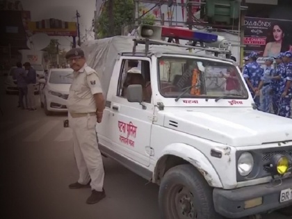 Bihar: 8 crore dues of petrol and diesel on Patna police, vehicles parked in the police station amid increasing crime | बिहार: पटना पुलिस पर पेट्रोल-डीजल का 8 करोड़ बकाया, बढ़ते अपराध के बीच थाने में खड़ी हुई गाड़ियां
