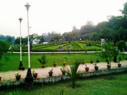 Bihar: Sushil Modi organised bhoj in 'Eco Park' of Patna | बिहार: नियमों को ताक पर रखते हुए पटना के 'इको पार्क' में सुशील मोदी ने किया भोज का आयोजन Bihar: Sushil Modi organised bhoj in 'Eco Park' of Patna | बिहार: नियमों को ताक पर रखते हुए पटना के 'इको पार्क' में सुशील मोदी ने किया भोज का आयोजन