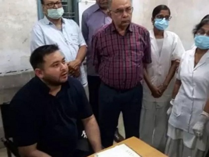 Health system crippled by strike at PMCH, the biggest hospital in Bihar, Health Minister on Delhi visit | बिहार के सबसे बड़े अस्पताल पीएमसीएच में हड़ताल से चरमराई स्वास्थ्य व्यवस्था, स्वास्थ्य मंत्री दिल्ली दौरे पर