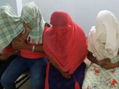high profile sex racket busted in patna, 5 arrest including a layer | पटना में हाईप्रोफाइल सेक्स रैकेट का भंडाफोड़, होटल के कमरे से महिलाओं के साथ धरा गया वकील