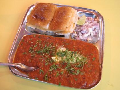 How to make a Pav-Bhaji at home and its recipe in Hindi | स्ट्रीट फूड स्पेशल: बस 40 मिनट में घर पर बनाइये टेस्टी और हेल्दी पाव-भाजी How to make a Pav-Bhaji at home and its recipe in Hindi | स्ट्रीट फूड स्पेशल: बस 40 मिनट में घर पर बनाइये टेस्टी और हेल्दी पाव-भाजी