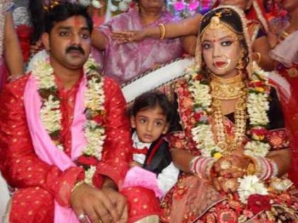 Bihar-Bhopuri actor pawan-singh-marriage | भोजपुरी अभिनेता और गायक पवन सिंह ने ज्योति संग लिए सात फेरे, कॉलेज स्टूडेंट है पत्नी Bihar-Bhopuri actor pawan-singh-marriage | भोजपुरी अभिनेता और गायक पवन सिंह ने ज्योति संग लिए सात फेरे, कॉलेज स्टूडेंट है पत्नी