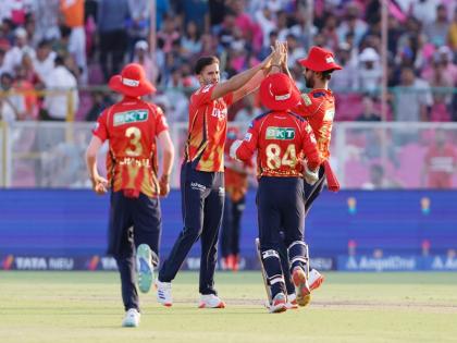 RR vs PBKS Punjab edge closer to playoffs after defending 219 in Jaipur thriller | RR vs PBKS: जयपुर में रोमांचक मुकाबले में 10 रन से जीती पंजाब किंग्स, प्लेऑफ के करीब पहुंची