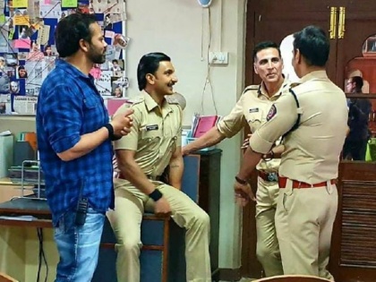 Regard is always there for our police akshay kumar after ips inspector finds loophole in Sooryavanshi BTS picture | ऐसे नहीं होता है जनाब, IPS अधिकारी ने 'सूर्यवंशी' के सेट पर बताई बड़ी 'गलती', अक्षय कुमार ने दिया जवाब