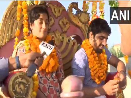 Vinesh Phogat gave this answer amid speculation of joining Congress | कांग्रेस में शामिल होने की अटकलों के बीच विनेश फोगाट ने दिया ये जवाब Vinesh Phogat gave this answer amid speculation of joining Congress | कांग्रेस में शामिल होने की अटकलों के बीच विनेश फोगाट ने दिया ये जवाब