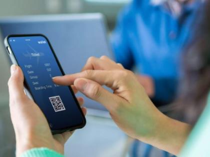 IRCTC give clarification on the viral fake news of e-ticketing on social media | सोशल मीडिया पर उड़ी खबर, दोस्तों और सगे-संबंधी के सरनेम से नहीं करा सकते टिकट, IRCTC ने दी सफाई IRCTC give clarification on the viral fake news of e-ticketing on social media | सोशल मीडिया पर उड़ी खबर, दोस्तों और सगे-संबंधी के सरनेम से नहीं करा सकते टिकट, IRCTC ने दी सफाई