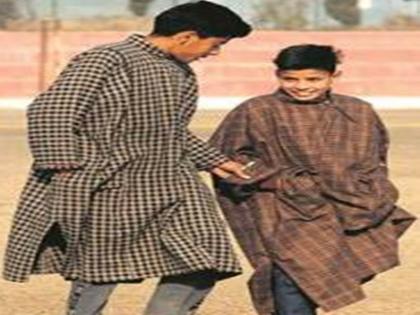 Ban on traditional dress Firan in jammu Kashmir | कश्मीर के परंपरागत पोशाक 'फिरन' पर लगा प्रतिबंध, गुस्से में लोग Ban on traditional dress Firan in jammu Kashmir | कश्मीर के परंपरागत पोशाक 'फिरन' पर लगा प्रतिबंध, गुस्से में लोग