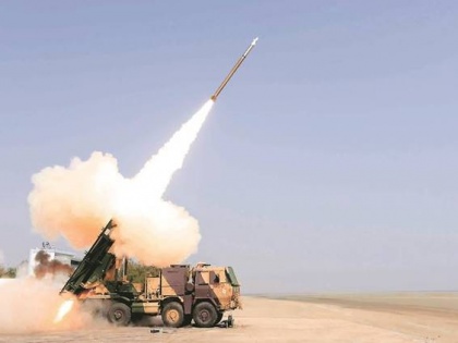 Rajasthan: Pokharan India successfully carried out third trial of Pinaka guided missile | पोखरण में भारत ने किया पिनाक गाइडेड मिसाइल का तीसरी बार सफल परीक्षण, ये है खासियत