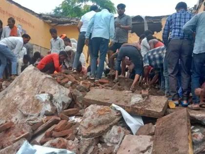 School Building Roof Collapse Piplodi Primary School 7 students died 14 injured due roof collapse watch video Jhalawar, Rajasthan Collector and SP Amit Kumar Budania left spot | Piplodi Primary School: छत गिरने से 7 छात्रों की मौत और 14 घायल, देखिए वीडियो