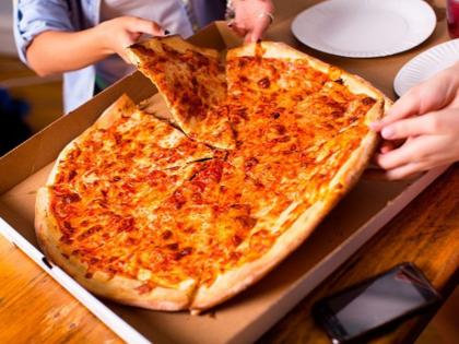 pizza boxes could harm human health and its causes of cancer | पिज्जा ही नहीं, उसका डिब्बा भी है खतरनाक, हो सकता है कैंसर