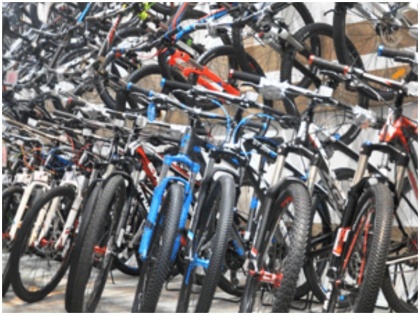 bicycles sales increase due to Corona epidemic | साइकिलों की डिमांड हुई तेज, दुकानदारों के पास स्टॉक खत्म, कोरोना है बड़ी वजह