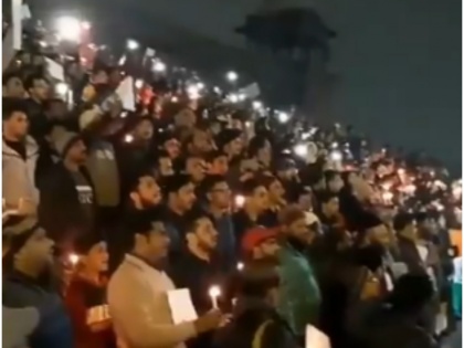 National Anthem in Jama Masjid viral video delhi | जामा मस्जिद में हजारों लोगों ने गाया राष्ट्रगान, वायरल हुआ वीडियो
