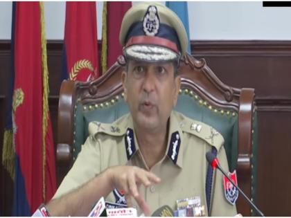 Punjab Police recoveries in Amritsar (rural) 5 grenades, Improvised Explosive Device (IED)-fitted tiffin boxes Punjab DGP Dinkar Gupta | पंजाब पुलिस ने नाकाम की पाकिस्तान की करतूत, ड्रोन से भेजा हथियारों का जखीरा किया जब्त Punjab Police recoveries in Amritsar (rural) 5 grenades, Improvised Explosive Device (IED)-fitted tiffin boxes Punjab DGP Dinkar Gupta | पंजाब पुलिस ने नाकाम की पाकिस्तान की करतूत, ड्रोन से भेजा हथियारों का जखीरा किया जब्त