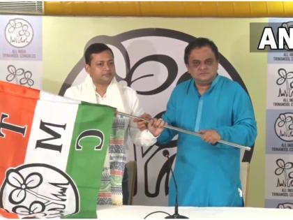 West Bengal | BJP MLA from Bishnupur, Tanmoy Ghosh, joins Trinamool Congress | बीजेपी विधायक का 'मोदी से मोह भंग', थामा टीएमसी का झंडा, कहा- पश्चिम बंगाल में प्रतिशोध की राजनीति कर रही भाजपा