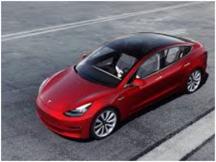 Tesla Model 3 sedan to arrive in India Hopefully soon, says Elon Musk | भारत में लॉन्च हो सकती है दुनिया की शानदार इलेक्ट्रिक कार टेस्ला मॉडल-3, CEO एलन मस्क ने दिया हिंट, अंदर से दिखती है ऐसी