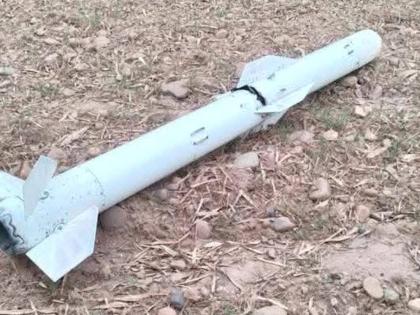 Why so much interest in failed Chinese missile Pieces scattered in Punjab Pakistan fired PL-15E missiles from J-10C and JF-17 fighter jets acquired from China | फुस्स हुई चीनी मिसाइल में इतनी दिलचस्पी क्यों?, टुकड़े पंजाब में बिखरे Why so much interest in failed Chinese missile Pieces scattered in Punjab Pakistan fired PL-15E missiles from J-10C and JF-17 fighter jets acquired from China | फुस्स हुई चीनी मिसाइल में इतनी दिलचस्पी क्यों?, टुकड़े पंजाब में बिखरे