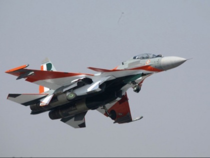 Air Force pilots killed in aircraft crash in Assam | असम में वायुसेना का हेलीकॉप्टर हुआ दुर्घटनाग्रस्त, 2 पायलटों की मौत