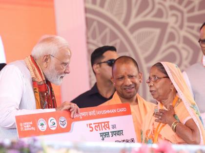 PM Modi to visit Varanasi PM Modi said people hungry power only expanding their families keep moving forward for the welfare of every citizen see video | PM Modi to visit Varanasi: सत्ता के लिए लालायित लोग केवल अपने परिवार को बढ़ा रहे?, पीएम मोदी बोले-  हम हर नागरिक के कल्याण के लिए आगे बढ़ते रहेंगे