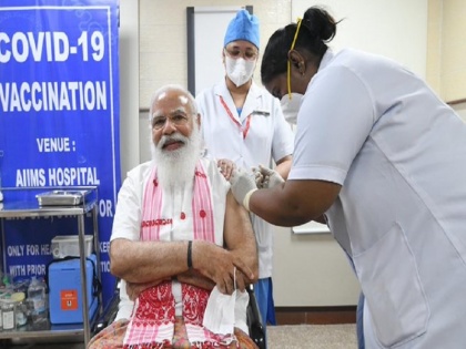 PM Narendra Modi took his first dose of covid 19 vaccine at AIIMS Delhi | प्रधानमंत्री नरेंद्र मोदी ने एम्स में लिया कोविड-19 वैक्सीन का पहला डोज, लोगों से की ये अपील