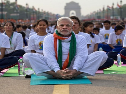 Fit India Movement: Fitness secrets, Diet and workout plan of PM Narendra Modi, fitness tips of Modi in Hindi, fit India campaign importance, significance, theme | Fit India Movement: पीएम मोदी के ये 8 मंत्र आपको हमेशा रखेंगे हेल्दी और फिट