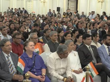 PM Modi Russia Visit live Updates see 10 point Today India must achieve whatever goal sets said PM Modi addressing people Indian community watch video | PM Modi Russia Visit live Updates: आज का भारत जो लक्ष्य ठान लेता है, वो पूरा करता है, कई टारगेट में 3 का अंक छाया, भारतीय समुदाय को संबोधित करते पीएम मोदी बोले, देखें वीडियो PM Modi Russia Visit live Updates see 10 point Today India must achieve whatever goal sets said PM Modi addressing people Indian community watch video | PM Modi Russia Visit live Updates: आज का भारत जो लक्ष्य ठान लेता है, वो पूरा करता है, कई टारगेट में 3 का अंक छाया, भारतीय समुदाय को संबोधित करते पीएम मोदी बोले, देखें वीडियो