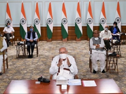 PM Modi held meeting with ministers and officials to review India COVID19 pandemic | कोरोना पर पीएम मोदी ने शाह और अन्य मंत्रियों के साथ की बड़ी बैठक, जानें किन-किन बातों पर हुई चर्चा