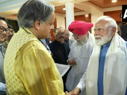 Operation Sindoor Seven delegations 33 countries pm Narendra Modi evening, met members all-party delegation residence 7 Lok Kalyan Marg Shashi Tharoor | 7 प्रतिनिधिमंडल और 33 देश, ऑपरेशन सिंदूर के बाद सर्वदलीय प्रतिनिधिमंडल सदस्यों से मिले पीएम मोदी, देखें वीडियो और तस्वीरें Operation Sindoor Seven delegations 33 countries pm Narendra Modi evening, met members all-party delegation residence 7 Lok Kalyan Marg Shashi Tharoor | 7 प्रतिनिधिमंडल और 33 देश, ऑपरेशन सिंदूर के बाद सर्वदलीय प्रतिनिधिमंडल सदस्यों से मिले पीएम मोदी, देखें वीडियो और तस्वीरें