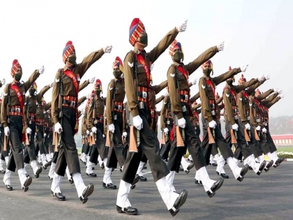PM Modi President Draupadi Murmu said the 75th Army Day congratulated everyone Every Indian is proud of the army | 'हर भारतीय को सेना पर गर्व', 75वें सेना दिवस पर बोले पीएम मोदी-दी सभी को बधाई, राष्ट्रपति द्रौपदी मुर्मू ने भी देशवासियों को दी शुभकामनाएं