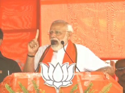 PM Narendra Modi addressing a rally at Buniadpur, West Bengal: Top things to know | पश्चिम बंगाल में सीएम ममता पर जमकर बरसे पीएम मोदी, कहा- स्पीडब्रेकर दीदी की नींद में ब्रेक