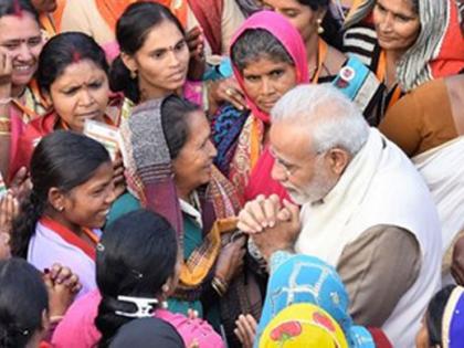 BJP release manifesto for women Ayushman Bharat to include all Anganwadi workers | बीजेपी संकल्प पत्र, आंगनबाड़ी कार्यकर्ताओं को आयुष्मान भारत के तरह लाएंगे