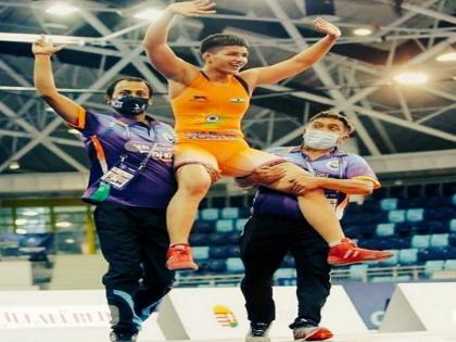 Priya Malik clinches gold in World Cadet Wresting Championship | टोक्यो से दूर प्रिया मलिक ने बुडापेस्ट में मचाया धमाल, विश्व कैडेट रेसलिंग चैम्पियनशिप में जीता गोल्ड
