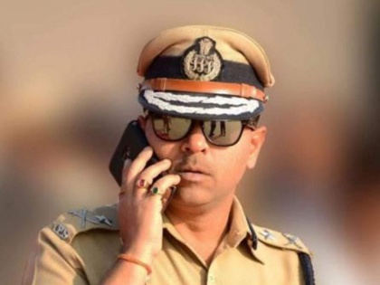 Nagpur Police Commissioner Amitesh Kumar become fake profile cyber cell also in action | नागपुरःअब तो पुलिस कमिश्नर अमितेश कुमार का भी फर्जी प्रोफाइल बन गया, साइबर सेल भी हरकत में