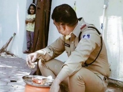 MP Lockdown: Policeman and Daughter touching Picture Viral, Shivraj and Kamal Nath salute | MP: Lockdown में पिता-पुत्री की मार्मिक तस्वीर VIRAL, शिवराज और कमलनाथ ने किया सलाम