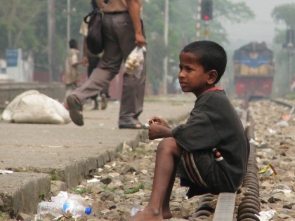 Ved Pratap Vaidik's column: This is a joke of poverty | वेदप्रताप वैदिक का कॉलमः गरीबी का मजाक है यह रिपोर्ट