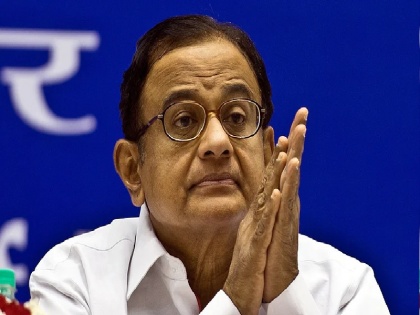 P Chidambaram said Finance Minister Nirmala Sitharaman should Appoint Chief Economic Astrologer | पी. चिदंबरम ने निर्मला सीतारमण पर कसा तंज, कहा- अब 'चीफ इकनॉमिक एस्ट्रोलॉजर' नियुक्त कर लें