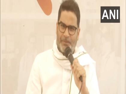 Prashant Kishor charge Tejashwi Yadav whole Life will pass but he cannot give 10 lakh jobs in bihar | देखें वीडियो: "जीवन उनका बीत जाएगा लेकिन वह 10 लाख नौकरी नहीं दे सकते है....", प्रशांत किशोर का तेजस्वी यादव पर कटाक्ष