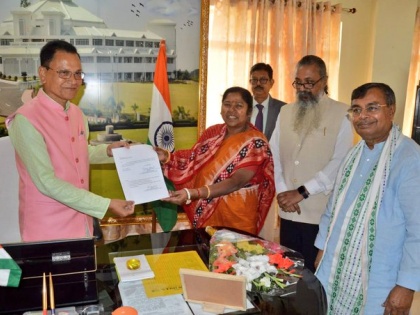 Dhanpur assembly seat by-election tripura Union Minister Pratima Bhowmik resigns post MLA after 13 days by-election know reason | Dhanpur assembly seat by-election: केंद्रीय मंत्री प्रतिमा भौमिक ने विधायक पद से इस्तीफा दिया, 13 दिन के बाद उपचुनाव की नौबत, जानें कारण