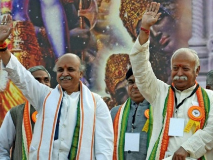 Pravin togadia will fight election from Varanasi against PM Modi and make party Hindusthan Nirmaan Dal | प्रवीण तोगड़िया का यह फैसला बीजेपी और संघ परिवार की मुश्किलें बढ़ा सकता है!