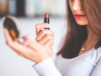 pregnancy tips: do not use these 4 beauty products if you are pregnant | प्रेगनेंट हैं तो न करें इन 4 ब्यूटी प्रोडक्ट्स का इस्तेमाल pregnancy tips: do not use these 4 beauty products if you are pregnant | प्रेगनेंट हैं तो न करें इन 4 ब्यूटी प्रोडक्ट्स का इस्तेमाल